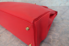 Load image into Gallery viewer, HERMES  KELLY 35 Gulliver leather Vermillon 〇Z Engraving Shoulder bag 700090182