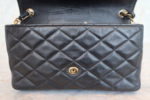 Load image into Gallery viewer, CHANEL Big CC mark chain shoulder bag Lambskin Black/Gold hadware Shoulder bag 700080165