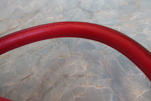 Load image into Gallery viewer, HERMES  KELLY 35 Gulliver leather Vermillon 〇Z Engraving Shoulder bag 700090182