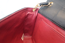 Load image into Gallery viewer, CHANEL Big CC mark chain shoulder bag Lambskin Black/Gold hadware Shoulder bag 700080165