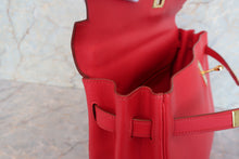 Load image into Gallery viewer, HERMES  KELLY 35 Gulliver leather Vermillon 〇Z Engraving Shoulder bag 700090182