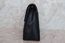 Load image into Gallery viewer, CHANEL 2.55 Matelasse chain shoulder bag Lambskin Black/Gold hadware Shoulder bag 700080153
