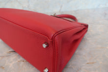 画像をギャラリービューアに読み込む, HERMES/エルメス ケリー32 トゴ ルージュガランス □M刻印 ショルダーバッグ 700110023