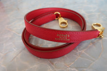 Load image into Gallery viewer, HERMES  KELLY 35 Gulliver leather Vermillon 〇Z Engraving Shoulder bag 700090182