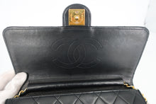將圖片載入圖庫檢視器 CHANEL/シャネル マトラッセプッシュロックチェーンショルダーバッグ ラムスキン ブラック/ゴールド金具 ショルダーバッグ 800090139