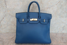 画像をギャラリービューアに読み込む, HERMES/エルメス オータクロア32 トリヨンクレマンス ブルー ○Z刻印 ハンドバッグ 700100186