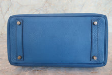 画像をギャラリービューアに読み込む, HERMES/エルメス オータクロア32 トリヨンクレマンス ブルー ○Z刻印 ハンドバッグ 700100186