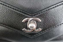 將圖片載入圖庫檢視器 CHANEL/シャネル Vステッチチェーンショルダーバッグ キャビアスキン ブラック/シルバー金具 ショルダーバッグ 800100084