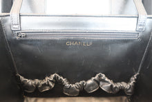 Load image into Gallery viewer, CHANEL CC mark 2WAY Vanity Caviar skin Black/Gold hadware Vanity 700080166