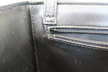 Load image into Gallery viewer, CHANEL CC mark 2WAY Vanity Caviar skin Black/Gold hadware Vanity 700080166