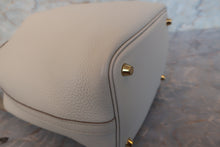 將圖片載入圖庫檢視器 HERMES/エルメス ピコタンロックPM トリヨンクレマンス ベトン U刻印 ハンドバッグ 700100016