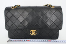 Load image into Gallery viewer, CHANEL Matelasse Double Flap Double Chain shoulder bag Lambskin Black/Gold hardware Shoulder bag 8000900242