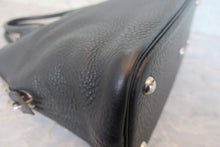 Load image into Gallery viewer, HERMES/BOLIDE 31 Clemence leather Black □L Engraving Shoulder bag 700120095