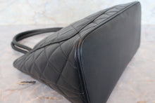 画像をギャラリービューアに読み込む, CHANEL/シャネル 復刻トート キャビアスキン ブラック/ゴールド金具 トートバッグ 700110017