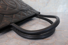 画像をギャラリービューアに読み込む, CHANEL/シャネル 復刻トート キャビアスキン ブラック/ゴールド金具 トートバッグ 700110017