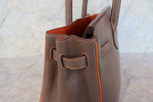 將圖片載入圖庫檢視器 HERMES/エルメス バーキン30 パーソナルオーダー トリヨンクレマンス エトゥープ/オレンジ □O刻印 ハンドバッグ 700050248