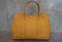 画像をギャラリービューアに読み込む, HERMES/エルメス ガーデンパーティPM ネゴンダ ジョーヌ トートバッグ 800010141