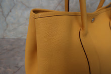 Load image into Gallery viewer, HERMES GARDEN PARTY PM Negonda leather Jaune Tote bag 800010141