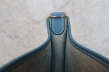 画像をギャラリービューアに読み込む, HERMES/エルメス エブリン2PM トリヨンクレマンス ブルージーン ショルダーバッグ 800030019