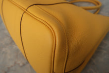 Load image into Gallery viewer, HERMES GARDEN PARTY PM Negonda leather Jaune Tote bag 800010141