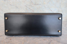 画像をギャラリービューアに読み込む, HERMES/エルメス ケリー28 ボックスカーフ ブラック 〇X刻印 ショルダーバッグ 800030015