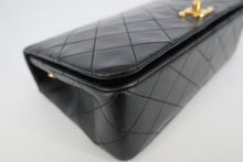 Load image into Gallery viewer, CHANEL Matelasse Full Flap Chain shoulder bag Lambskin Black/Gold hardware Shoulder bag 800090185