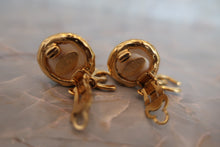 Load image into Gallery viewer, CHANEL CC mark Pearl earring Gold plate Gold Earring 600040087