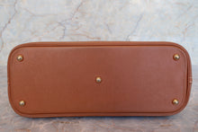 Load image into Gallery viewer, HERMES BOLIDE 35 Graine Couchevel leather Gold 〇Y Engraving Shoulder bag 700050114