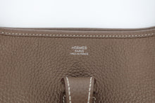 画像をギャラリービューアに読み込む, HERMES/エルメス エブリン3PM トリヨンクレマンス エトゥープ Y刻印 ショルダーバッグ 800100089