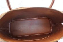 Load image into Gallery viewer, HERMES BOLIDE 35 Graine Couchevel leather Gold 〇Y Engraving Shoulder bag 700050114