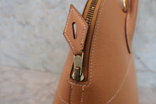 Load image into Gallery viewer, HERMES BOLIDE 35 Graine Couchevel leather Natural □A Engraving Shoulder bag 800060016