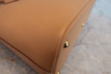 Load image into Gallery viewer, HERMES BOLIDE 35 Graine Couchevel leather Natural □A Engraving Shoulder bag 800060016