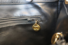画像をギャラリービューアに読み込む, CHANEL/シャネル ココマークチェーンリュック キャビアスキン ブラック/ゴールド金具 リュック 700110033