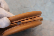 Load image into Gallery viewer, HERMES BOLIDE 35 Graine Couchevel leather Natural □A Engraving Shoulder bag 800060016