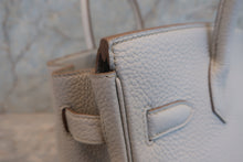Load image into Gallery viewer, HERMES BIRKIN 30 Clemence leather Pearl gray □Q Engraving Hand bag 700080192