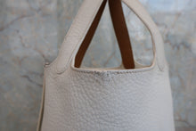 将图片加载到图库查看器,HERMES PICOTIN PM Bi-color Clemence leather/Chevre myzore goatskim White/Brown □I刻印 Hand bag 800050132