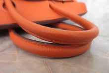 Load image into Gallery viewer, HERMES BIRKIN 25 Togo leather Orange □K Engraving Hand bag 700020151