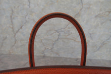 Load image into Gallery viewer, HERMES BIRKIN 25 Togo leather Orange □K Engraving Hand bag 700020151