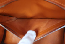 Load image into Gallery viewer, HERMES BIRKIN 25 Chevre myzore goatskim Orange □H Engraving Hand bag 700120086