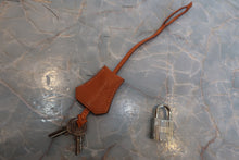 Load image into Gallery viewer, HERMES BIRKIN 25 Chevre myzore goatskim Orange □H Engraving Hand bag 700120086