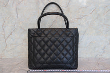 画像をギャラリービューアに読み込む, CHANEL/シャネル 復刻トート キャビアスキン ブラック/ゴールド金具 トートバッグ 700110019