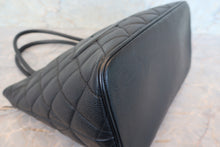 画像をギャラリービューアに読み込む, CHANEL/シャネル 復刻トート キャビアスキン ブラック/ゴールド金具 トートバッグ 700110019