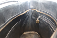 画像をギャラリービューアに読み込む, CHANEL/シャネル 復刻トート キャビアスキン ブラック/ゴールド金具 トートバッグ 700110019