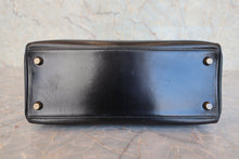将图片加载到图库查看器,HERMES KELLY 28 Box carf leather Black Hand bag 800030036