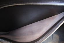 Load image into Gallery viewer, HERMES KELLY 28 Clemence leather Chocolat □J Engraving Shoulder bag 700120063