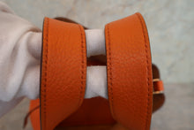 画像をギャラリービューアに読み込む, HERMES/エルメス ピコタンロックMM トリヨンクレマンス オレンジ □M刻印 ハンドバッグ 700080189