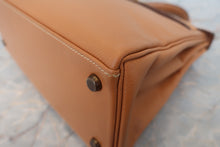 画像をギャラリービューアに読み込む, HERMES/エルメス ケリー28 クシュベル ゴールド 〇Q刻印 ショルダーバッグ 800010142