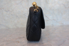 将图片加载到图库查看器,CHANEL/香奈儿 CF 链条包 荔枝皮 Black/Gold hadware(黑色/金色金属) 肩背包 800040070