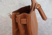 画像をギャラリービューアに読み込む, HERMES/エルメス ケリー28 クシュベル ゴールド 〇Q刻印 ショルダーバッグ 800010142