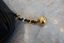 将图片加载到图库查看器,CHANEL/香奈儿 CF 链条包 荔枝皮 Black/Gold hadware(黑色/金色金属) 肩背包 800040070
